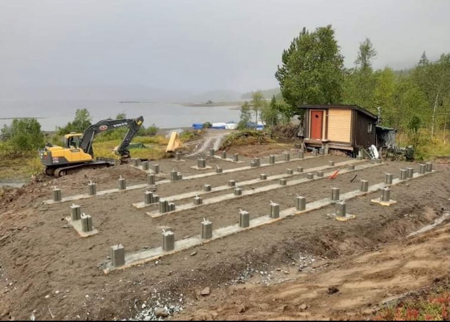 Byggeplass hvor det jobbes med drenering